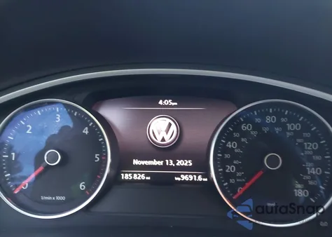 2014 Volkswagen Touareg Tdi Lux z USA, uszkodzony, nr VIN WVGEP9BP2ED014591